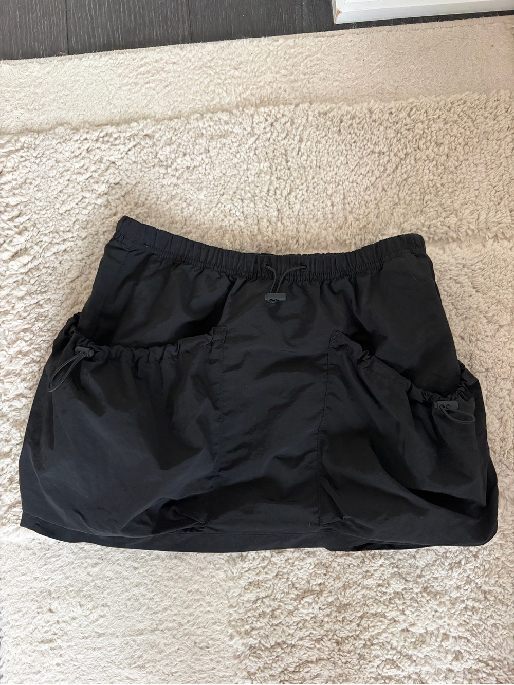 Aritzia TNA Black Parachute Cargo Mini Skirt XS